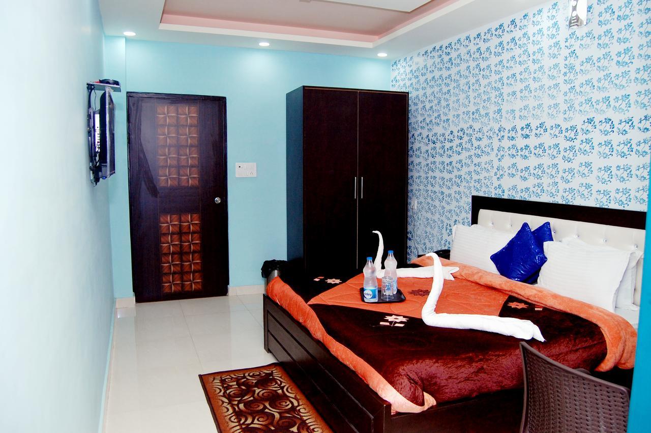 Hotel Devbhoomi Inn Rishīkesh Buitenkant foto