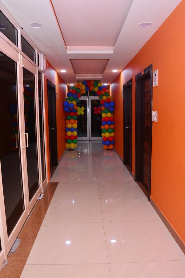 Hotel Devbhoomi Inn Rishīkesh Buitenkant foto