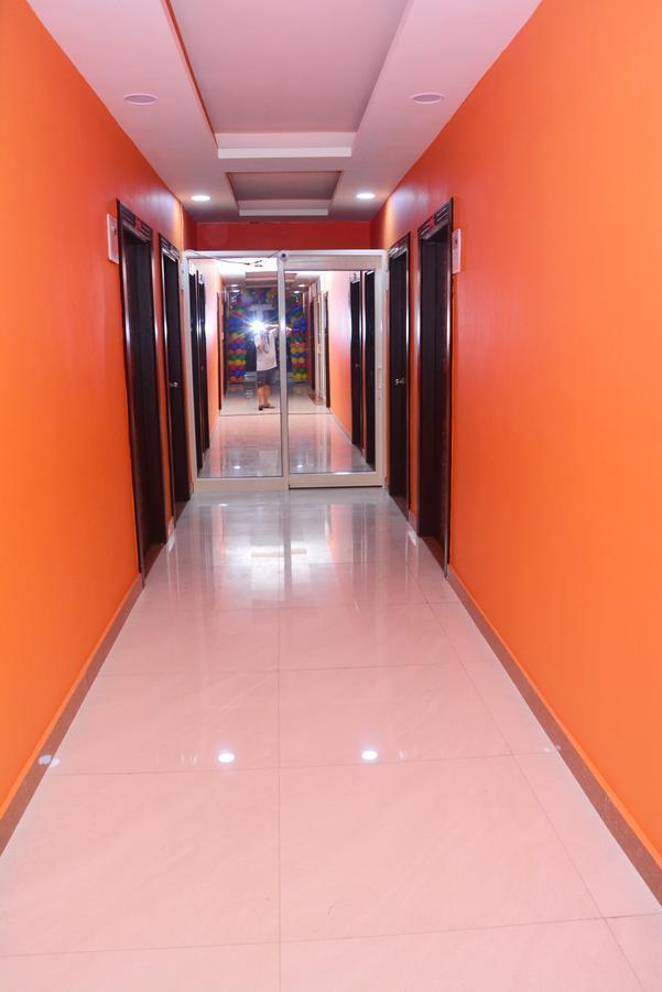 Hotel Devbhoomi Inn Rishīkesh Buitenkant foto